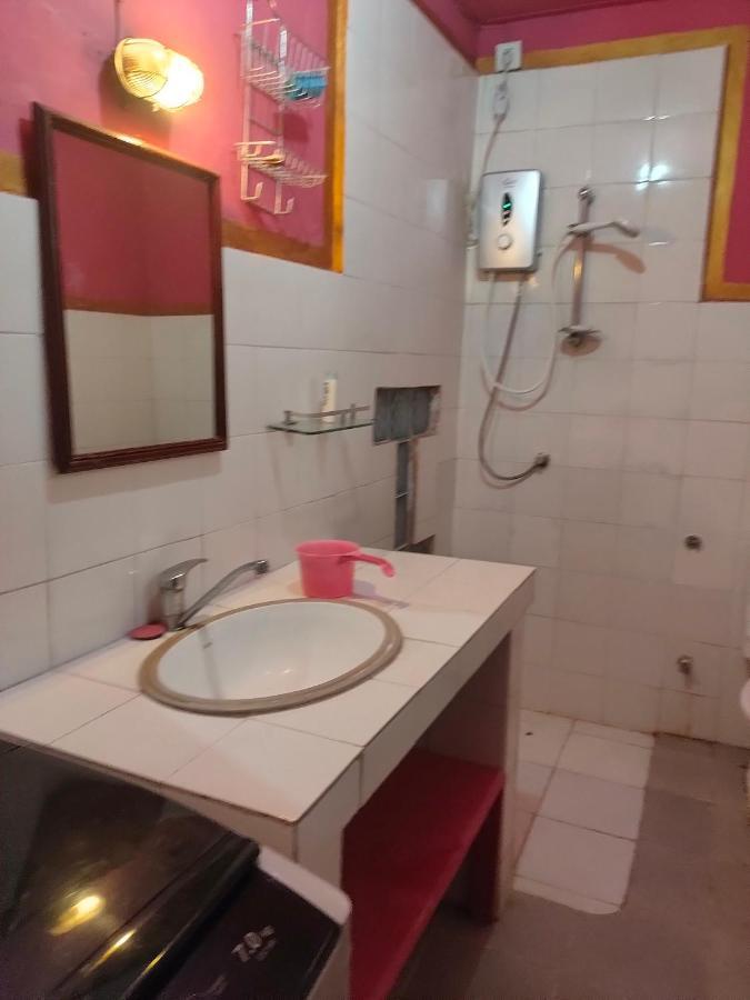 Casa Minha Backpackers Hostel ดิลี ภายนอก รูปภาพ