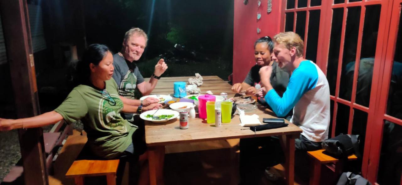 Casa Minha Backpackers Hostel ดิลี ภายนอก รูปภาพ