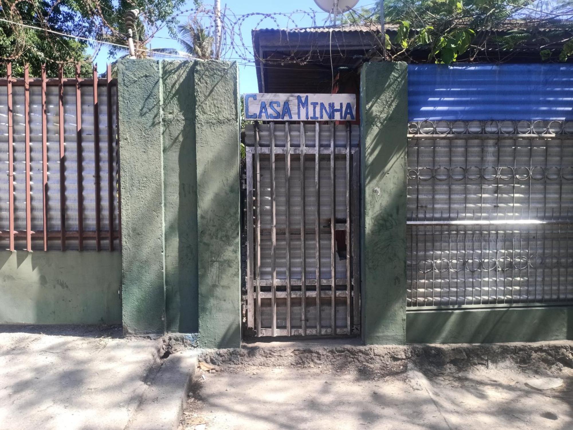Casa Minha Backpackers Hostel ดิลี ภายนอก รูปภาพ