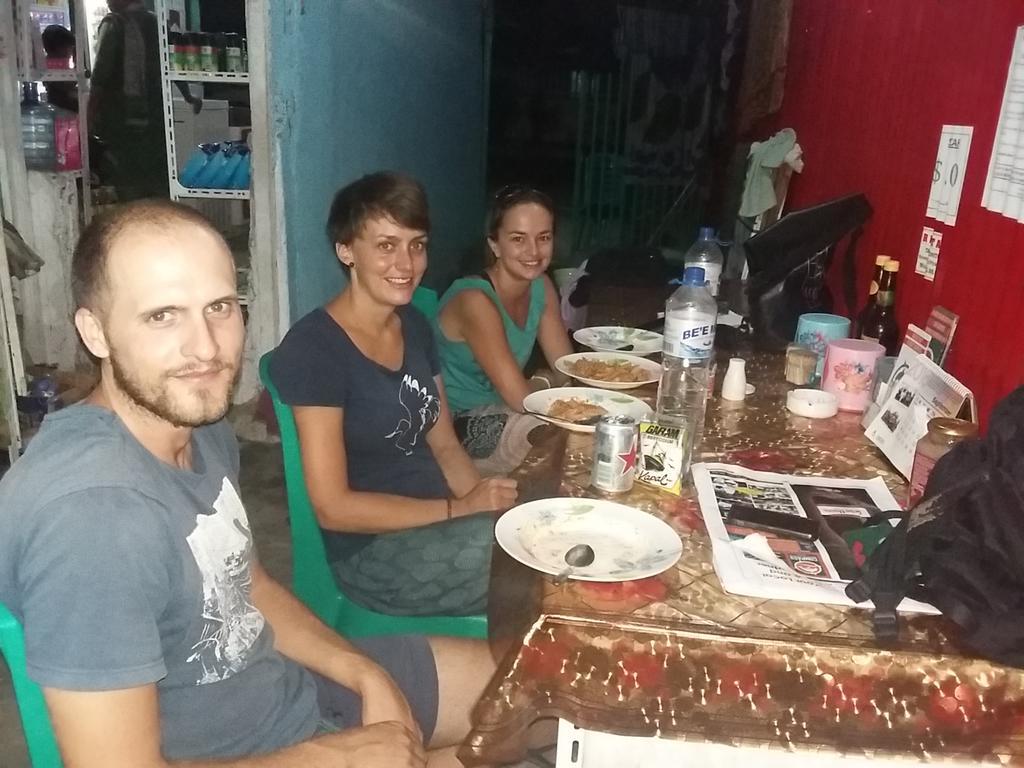 Casa Minha Backpackers Hostel ดิลี ภายนอก รูปภาพ